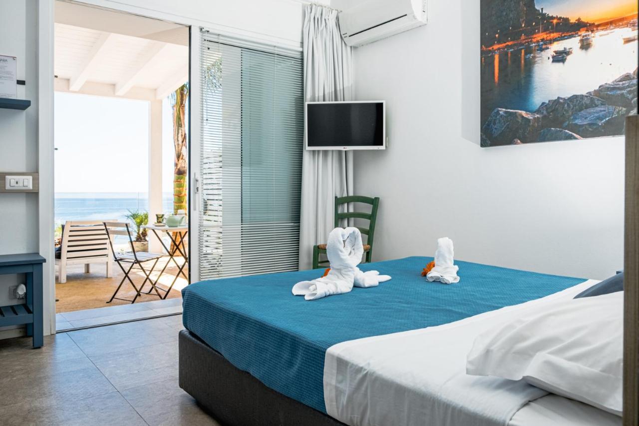 A Tonnara Hotel Cefalù Buitenkant foto