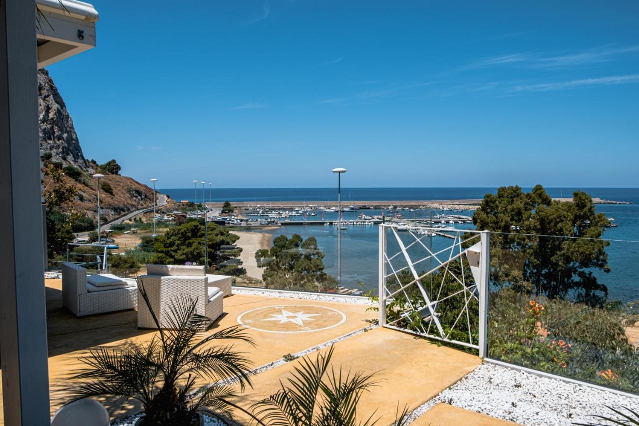 A Tonnara Hotel Cefalù Buitenkant foto